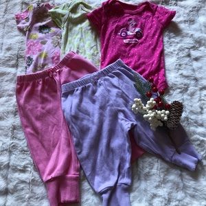 💕❄️ Baby Bundle, Onesies and Sweatpants